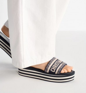 Lady's Dior Dway Platform Slide