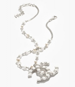 Lady's Chanel Necklace in Silver, White, Pearly White, Transparent & Crystal