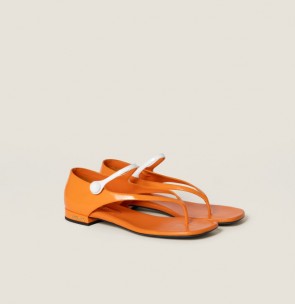 Lady's Miu Miu Two-Tone Patent Leather Mary Jane Thong Sandals