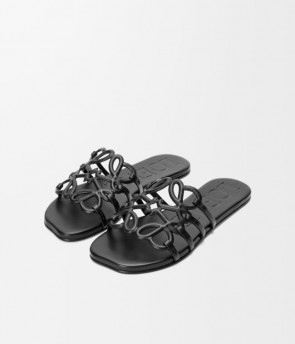 Lady's Loewe Petal Anagram slide in soft calfskin