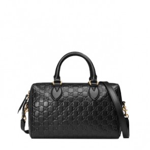 Gucci womens Soft Gucci Signature top handle bag 453573