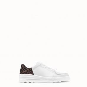 Mens White leather low tops sneakers 7E1238A7MTF16XZ