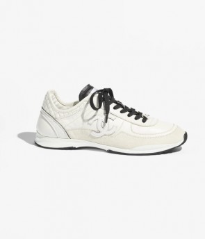 Lady's Chanel Sneakers Spring-Summer 2025 Pre-collection