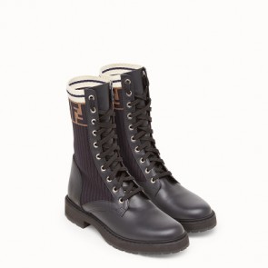 Women Ankle Black leather biker boots 8T6780A3H4F13MC