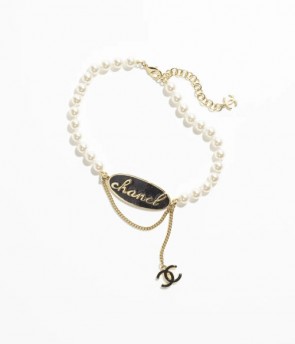 Lady's Chanel Choker Metal & Glass Pearls