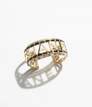 Lady's Chanel Cuff In Metal & Strass
