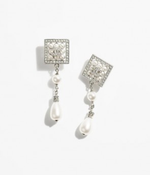 Lady's Chanel Pendant Earrings In Silver, Pearly White & Crystal