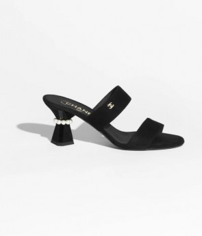 Lady's Chanel Mules In Kid Suede & Imitation Pearls