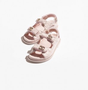 Lady's Chanel Sandals in Pink Shiny Calfskin