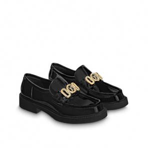 Lady's Louis Vuitton Academy Flat Loafer