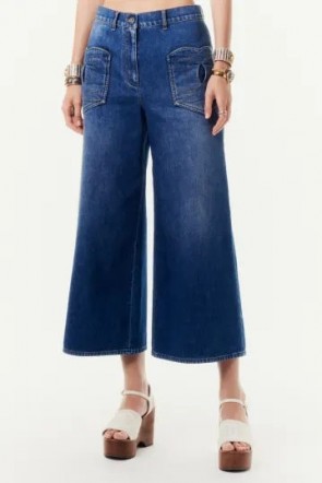 Lady's Chanel Jeans Spring Summer 2024