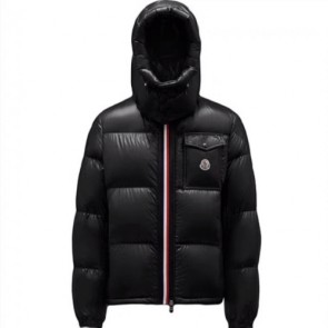 Moncler Montbeliard Short Down Jacket
