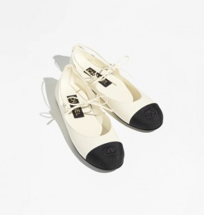 Lady's Chanel Mary Janes Lambskin & Grosgrain