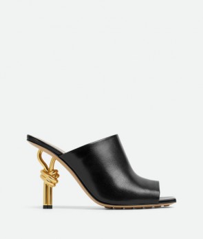 Lady's Bottega Veneta / BV Knot Mule