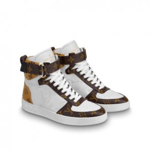 Boombox trainer boots 1A5MWJ