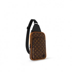 Louis Vuitton Avenue Slingbag NM