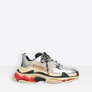 Triple s trainers Oversized multimaterial sneakers with quilted effect 512175W09O31081