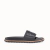 Mens slides 7X1148IA6F0GME